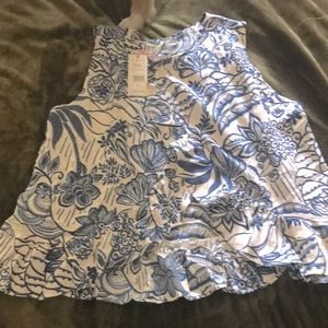 Vineyard Vines ruffle top